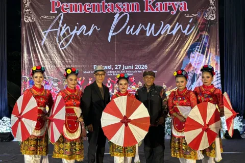 Ketua DKD Kota Bekasi Apresiasi Pentas Tari Karya Eyang Purwani di Shout Lake, Dorong Seni Lokal Mendunia
