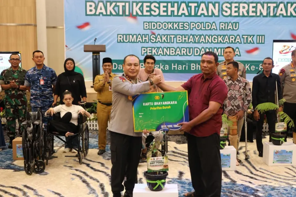 Bakti Kesehatan Hari Bhayangkara ke-80, Polda Riau Hadirkan 14 Layanan Medis dan Layani Ribuan Warga