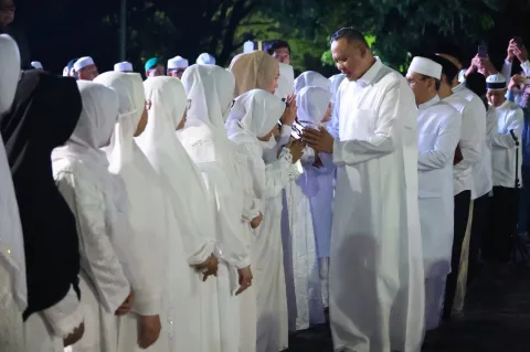 Pemkot Bekasi Gelar Walimatussafar ASN, Tri Adhianto Ikut Berangkat Haji 2026