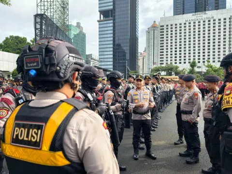 Wakapolda Metro Jaya Turun Langsung Pimpin Apel Ditsamapta, Apresiasi Pasukan Penjaga Kondusifitas Jakarta