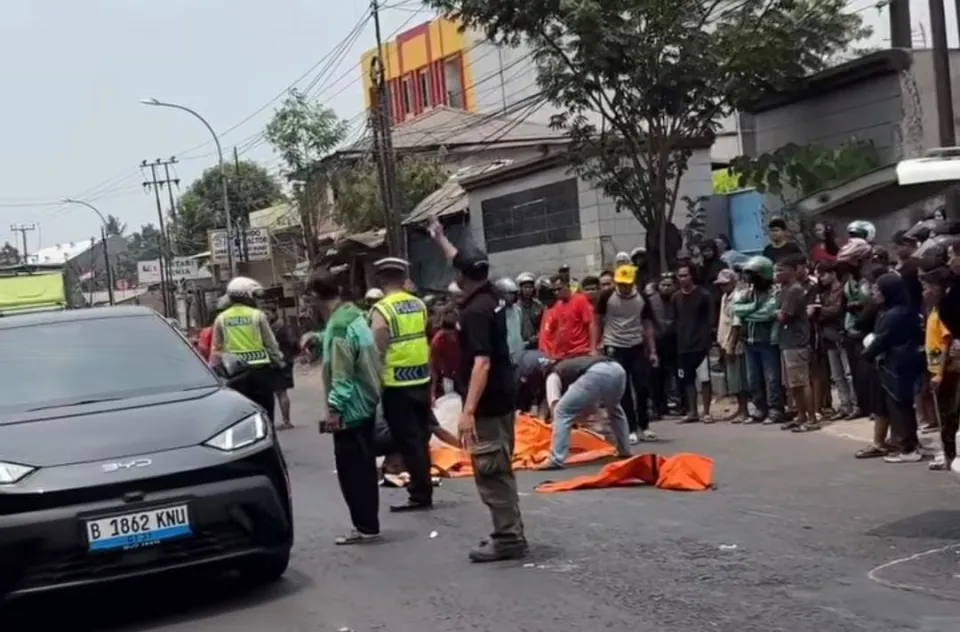 Kecelakaan Maut di Jalan Siliwangi Bekasi, Dua Orang Tewas Terlindas Truk Boks