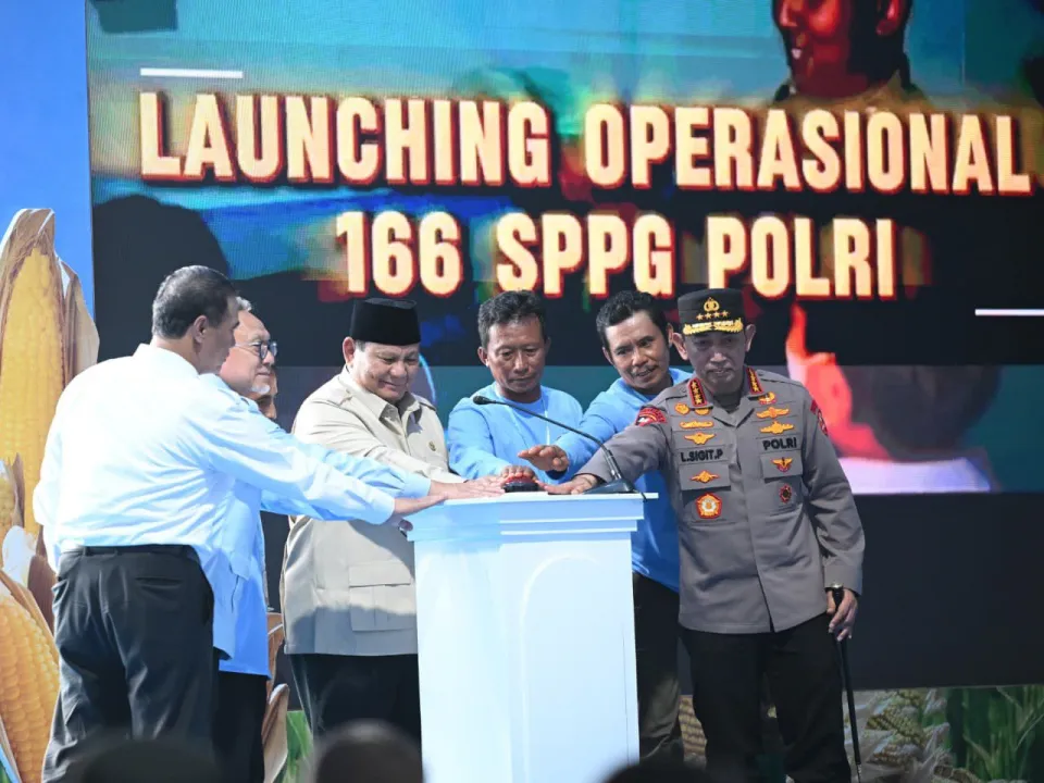 Terbaru Prabowo Luncurkan 10 Gudang Pangan Polri dan 166 SPPG, Fokus Ketahanan Pangan Nasional