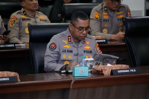 Terbaru Polri Siagakan Puluhan Ribu Personel, Perkuat Teknologi dan Sarana Hadapi Ancaman Karhutla Puncak Kemarau 2026