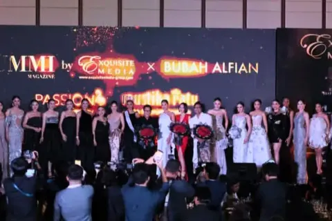 Glamor dan Elegan, Finalis Puteri Indonesia 2026 Curi Perhatian di Runway Mewah