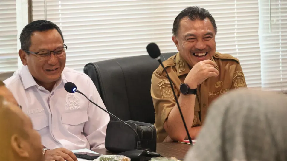 Terima Kunjungan DPRD Depok, Wawali Harris Bobihoe Bahas Strategi Tingkatkan PAD Kota Bekasi