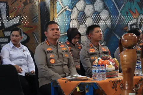 Kapolres Bekasi Kota Gelar Turnamen Futsal Hari Bhayangkara ke-80, Perkuat Kekompakan Personel Polri