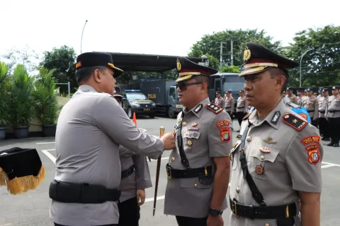 Resmi Diganti! Kapolres Bekasi Kota Rotasi Kasat Reskrim dan Kapolsek