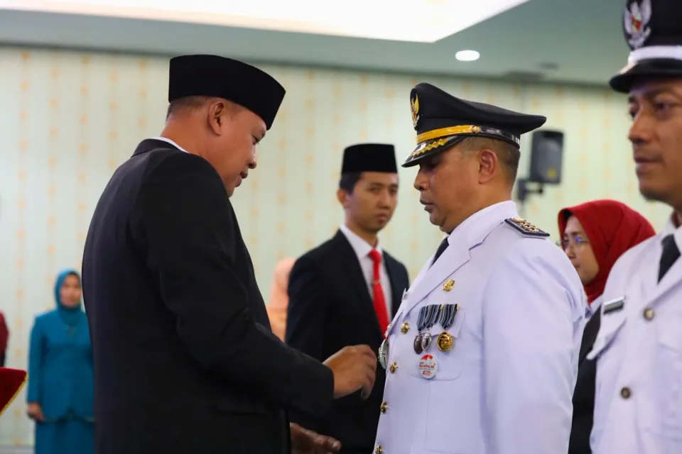 Wali Kota Bekasi Lantik 24 Pejabat, Minta ASN Terbuka Kritik Masyarakat dan Tak Gagap Teknologi