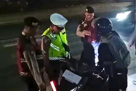 Polisi Turun Tengah Malam! Operasi Skala Sedang di Bantar Gebang Berakhir dengan Hasil Tak Terduga