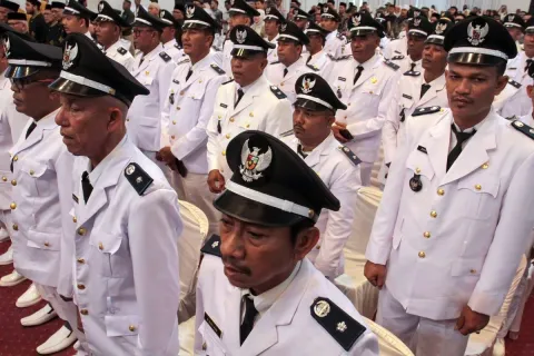 Di Balik Jabatan Kepala Desa: Kekuasaan, Gengsi Sosial, dan Ancaman Politik Dinasti