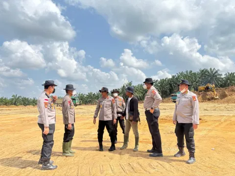 Kejar Target Satu Pekan, Kapolda Aceh Pastikan Lahan Huntap Korban Bencana di Aceh Tamiang Siap Dibangun