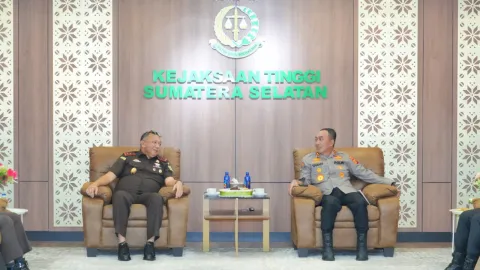 Terbaru Kapolda Sumsel dan Kajati Pererat Sinergi, Solid Jaga Keamanan Bumi Sriwijaya 