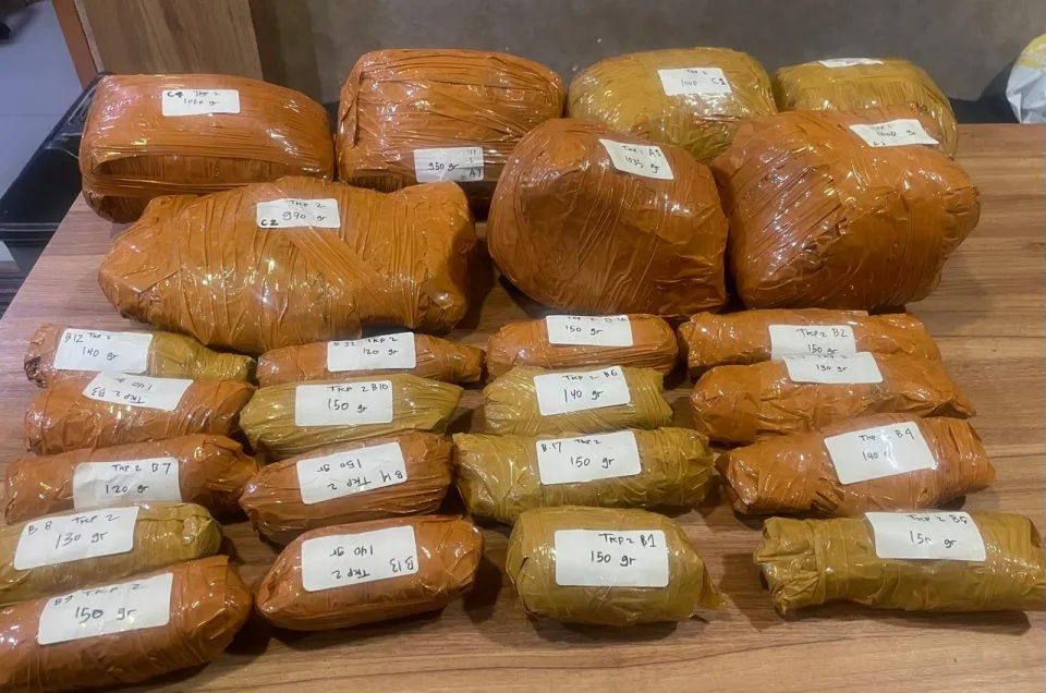 Polda Metro Jaya Bongkar Peredaran Ganja 9,4 Kg di Jakarta Timur, Tiga Orang Ditangkap