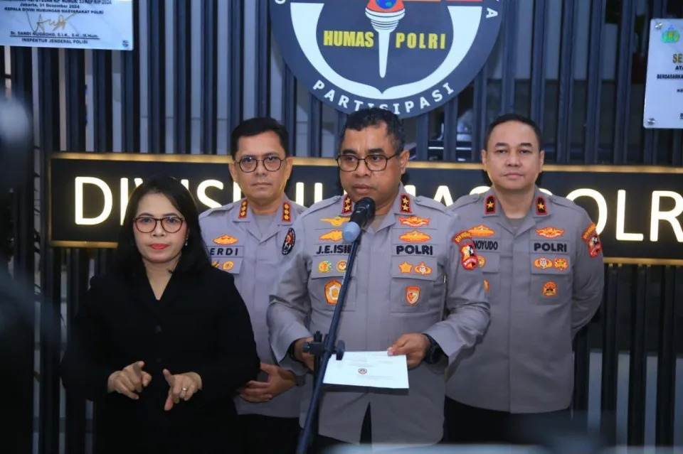 Polri Beri Penghargaan kepada Personel atas Dedikasi dan Keberanian Tangani Situasi di Aceh