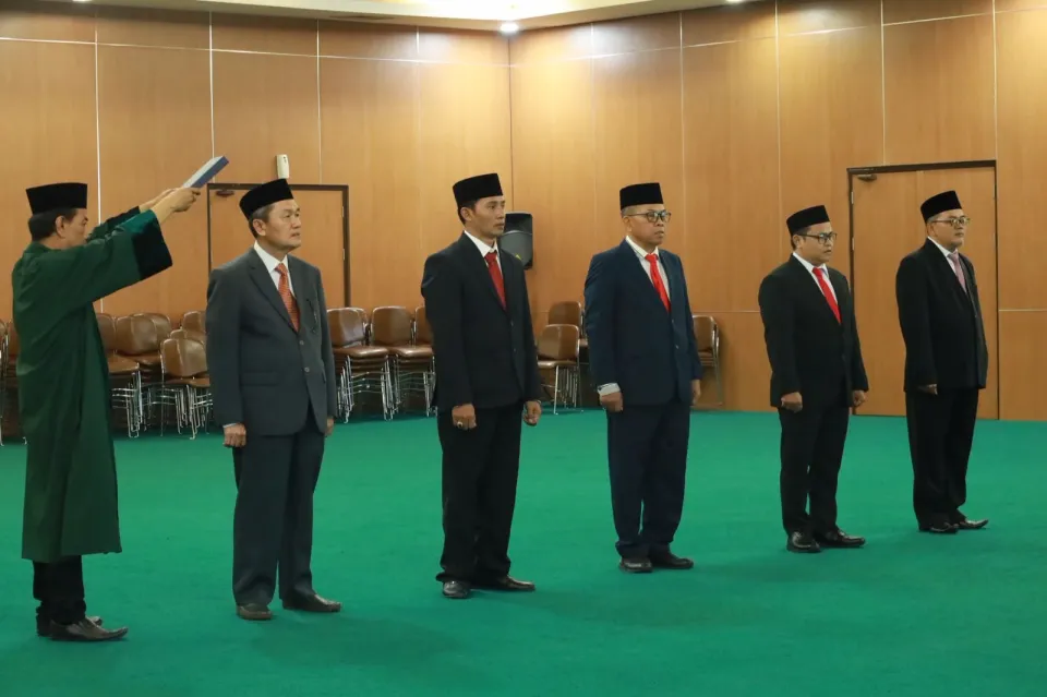 Tri Adhianto Lantik Pengurus Baznas Kota Bekasi 2026–2031, H. Sudarsono Resmi Jadi Ketua