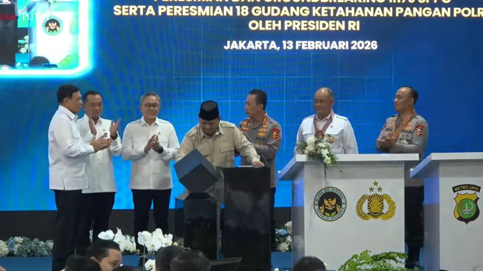 Presiden Prabowo Resmikan 1.179 SPPG dan 18 Gudang Ketahanan Pangan Polri