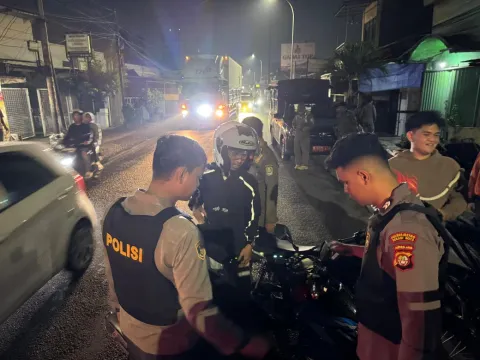 Tim Singa Polres Bekasi Kota Sapu Bersih Titik Rawan, Patroli Jaga Jakarta Cegah Tawuran dan Begal
