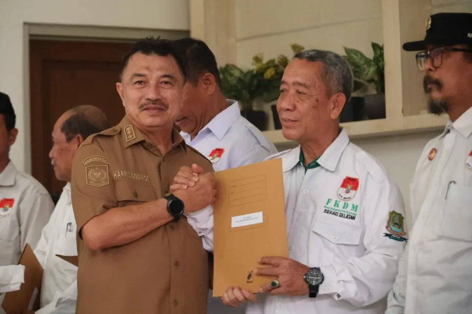 Wakil Wali Kota Bekasi Kukuhkan FKDM Kecamatan, Perkuat Kewaspadaan Dini hingga 2031