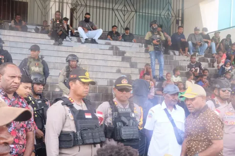 Operasi Damai Cartenz 2026 Kawal Aksi Mahasiswa Yahukimo, Demokrasi Berjalan Aman di Tengah Aspirasi Publik