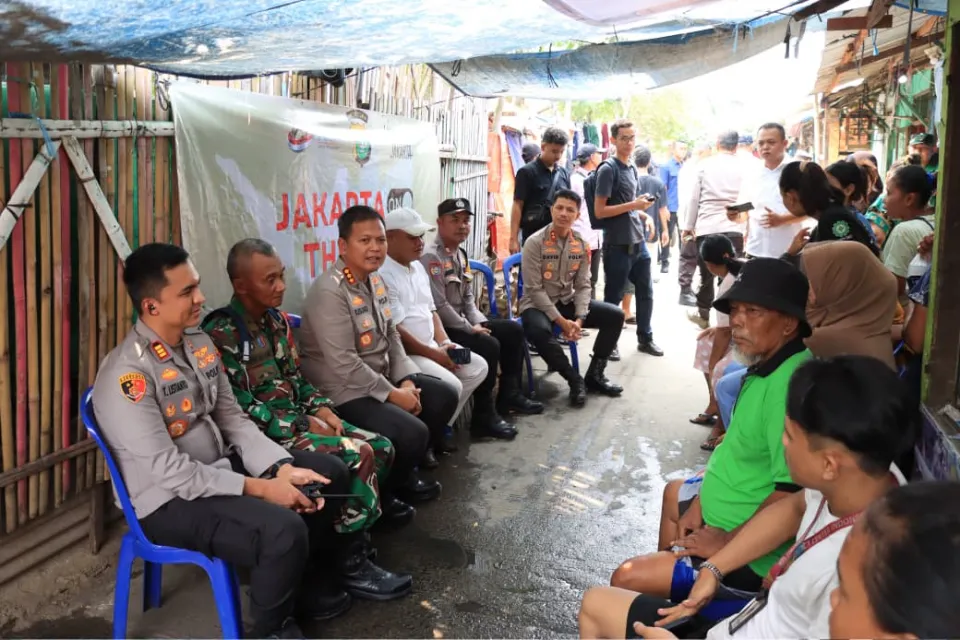 Kapolres Metro Bekasi Kota Serap Aspirasi Warga Lewat Jaga Jakarta On The Spot di Teluk Pucung