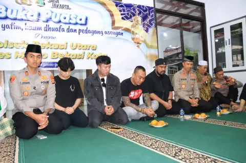 Wakapolres Bekasi Kota Santuni 50 Anak Yatim dan Bagikan 300 Sembako di Ramadan 2026