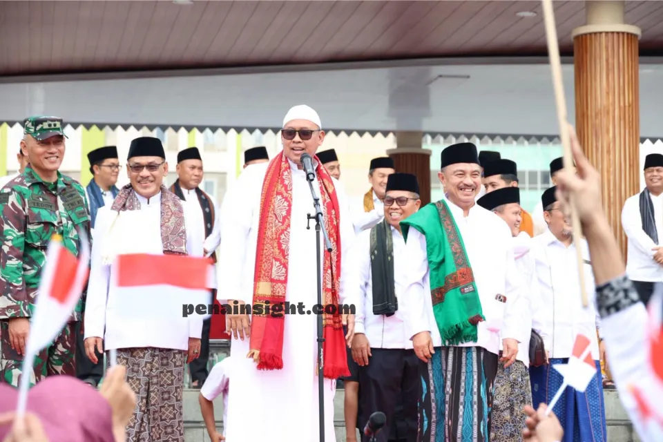 Sambut Tahun Baru Islam, Ribuan Warga Meriahkan Pawai 1 Muharram Bersama Wali Kota dan Wakil Wali Kota Bekasi
