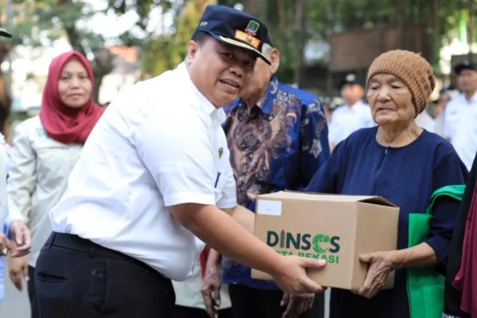 Dinsos Kota Bekasi Salurkan Permakanan 2026 untuk Anak, Lansia dan Disabilitas