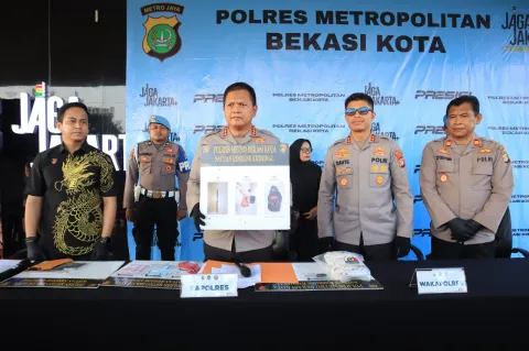 Saling Ejek di Medsos dan Rebutan Wanita, Remaja 14 Tahun di Bekasi Tusuk Bocah hingga Tewas