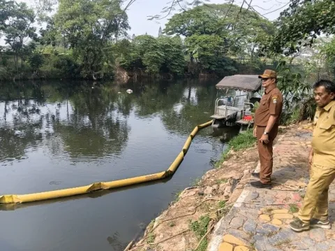 DLH Kota Bekasi Temukan Indikasi Pencemaran Kali Cileungsi, Hasil Uji Laboratorium Lampaui Baku Mutu