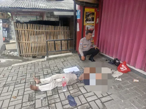 Polisi Gerak Cepat Evakuasi Warga Kejang dan Mulut Berbusa di Bekasi Timur