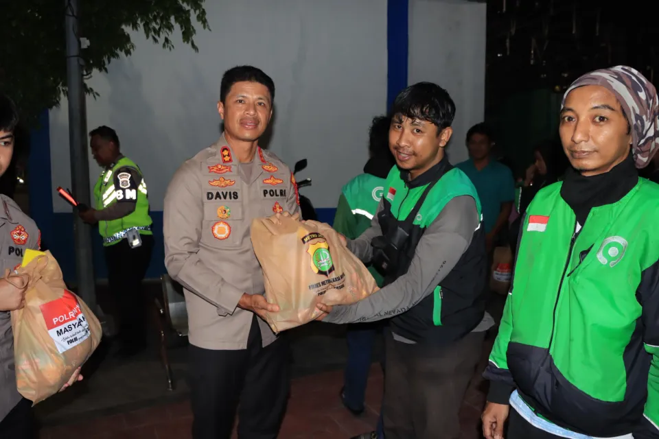 Jaga Jakarta On The Spot, Sambangi Komunitas Ojol di Bulan-Bulan