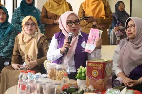 TP PKK Bekasi Monitoring 6 SPM di Posyandu Edukasi Vaksin Dibongkar, Transformasi Layanan Terintegrasi Digenjot