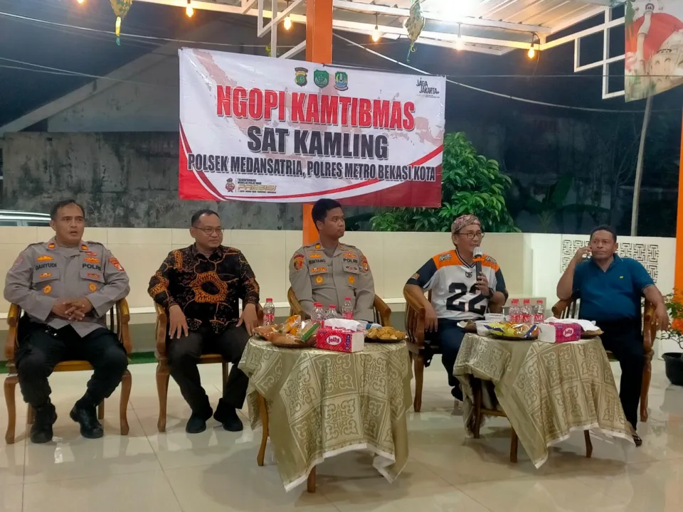  Ketua DPRD hingga Kapolsek Medan Satria Ngopi Bareng Warga, Bahas Curanmor dan Tawuran di Bekasi