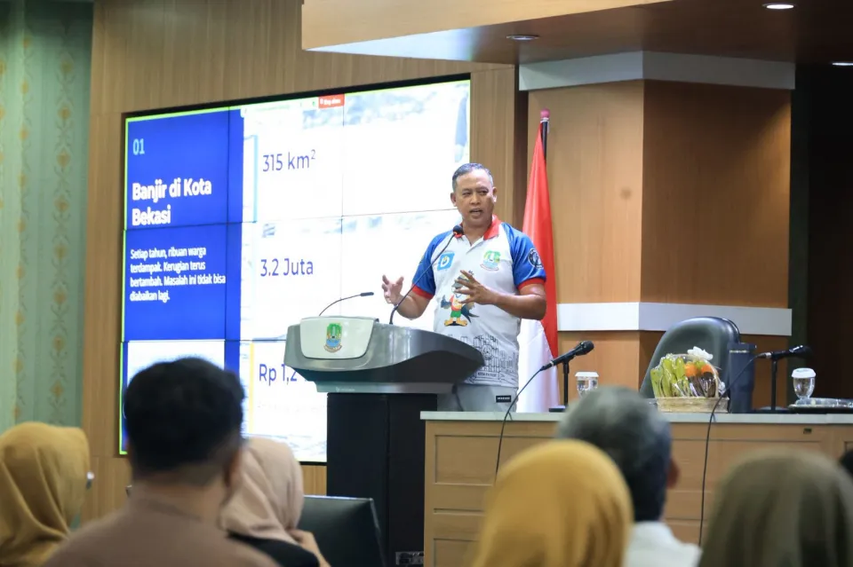 Wali Kota Bekasi Gandeng Pemuda Inovatif Tangani Banjir, Terapkan Konsep Zero Runoff dan Aplikasi SERAP