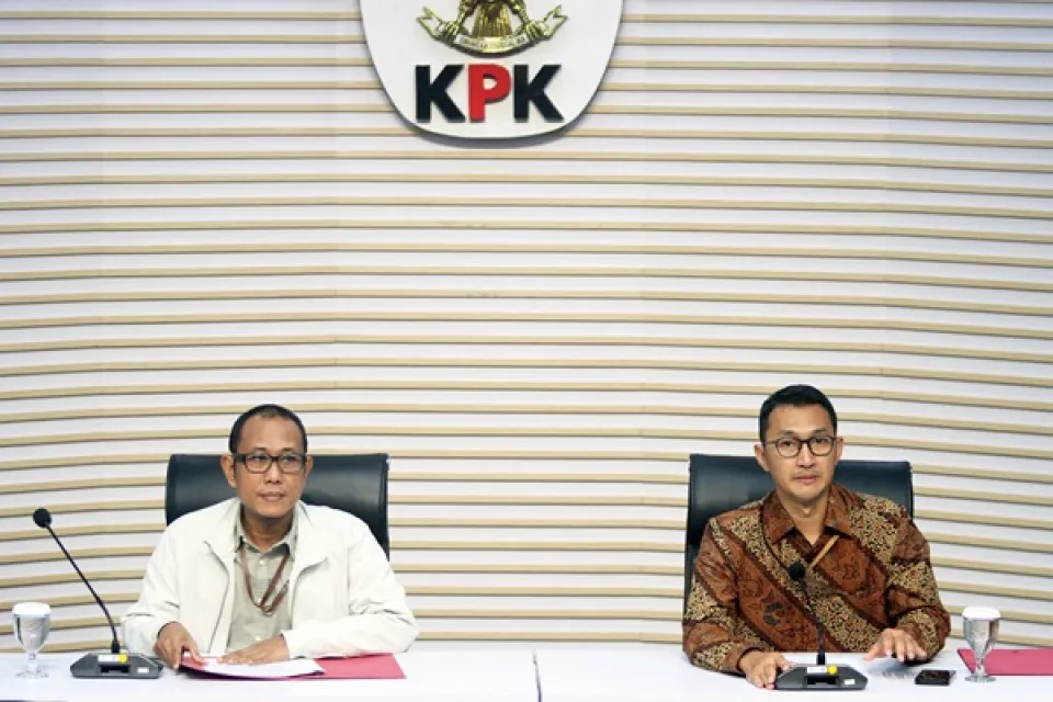 KPK Geledah 8 Lokasi Terkait Kasus Korupsi BNPB, Sita Uang hingga 3 Mobil