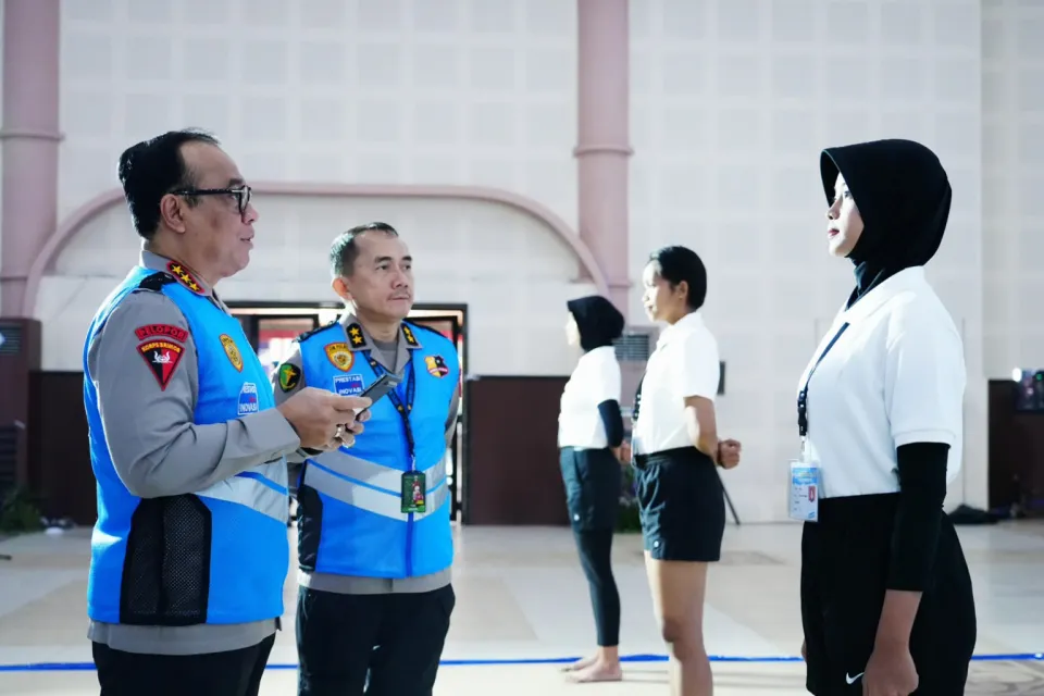 Seleksi Taruna Akpol 2026, Wakapolri Pimpin Pemeriksaan Penampilan 404 Calon Taruna di Semarang
