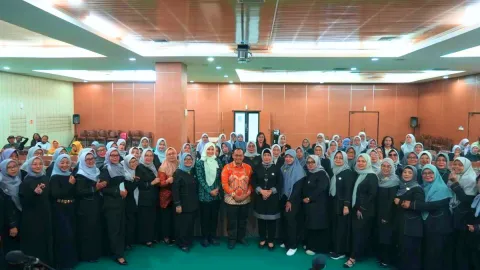 Ketua DPRD Kota Bekasi Hadir di Pelantikan KPPI, Peran Politik Perempuan Diperkuat