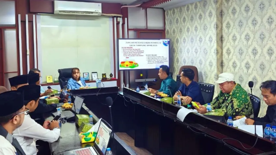 DPRD Bekasi Bahas SPMB Online 2026, Tegaskan SMP Negeri Gratis dan Bebas Pungli