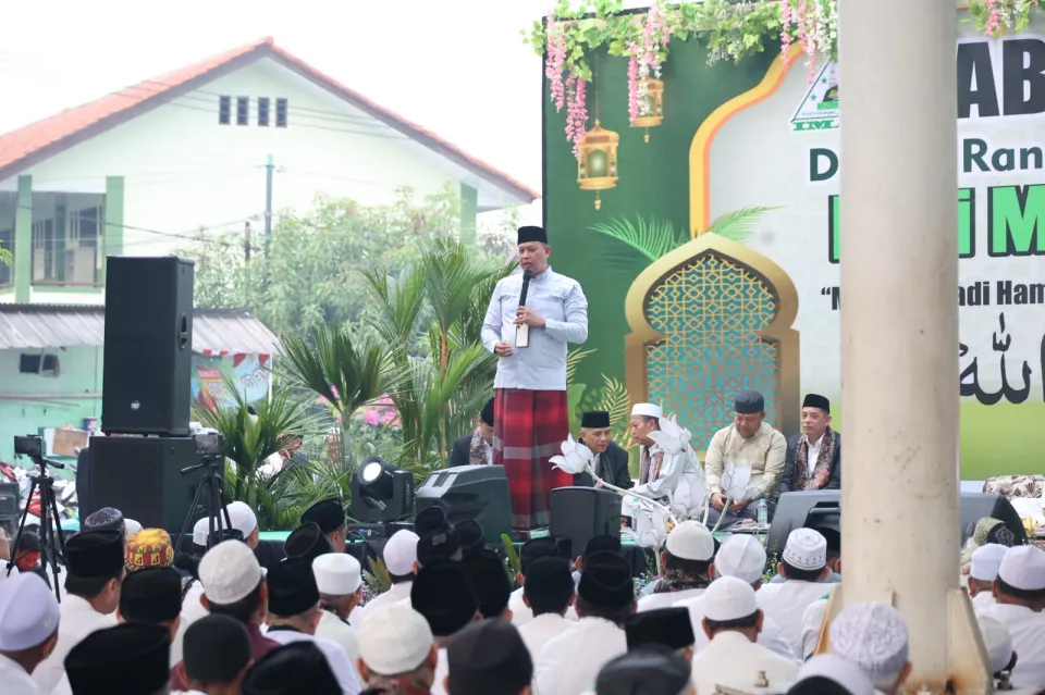 Hadiri Maulid Nabi di Mustikajaya, Wali Kota Bekasi Dorong Warga Perkuat Persaudaraan