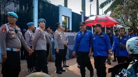 Usai Audiensi di DPR, Aksi Buruh di Senayan Berlangsung Tertib