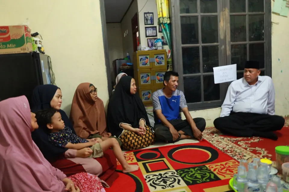Wali Kota Bekasi Jamin Korban Kecelakaan Mobil SPPG Tercover, Biaya Sekolah Anak Korban Ditanggung