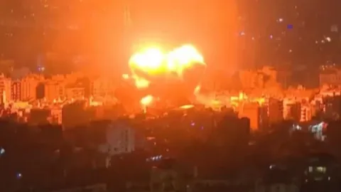 Iran Balas Serangan Israel dan AS, Kilang Minyak Terbesar Israel Terbakar Hebat 